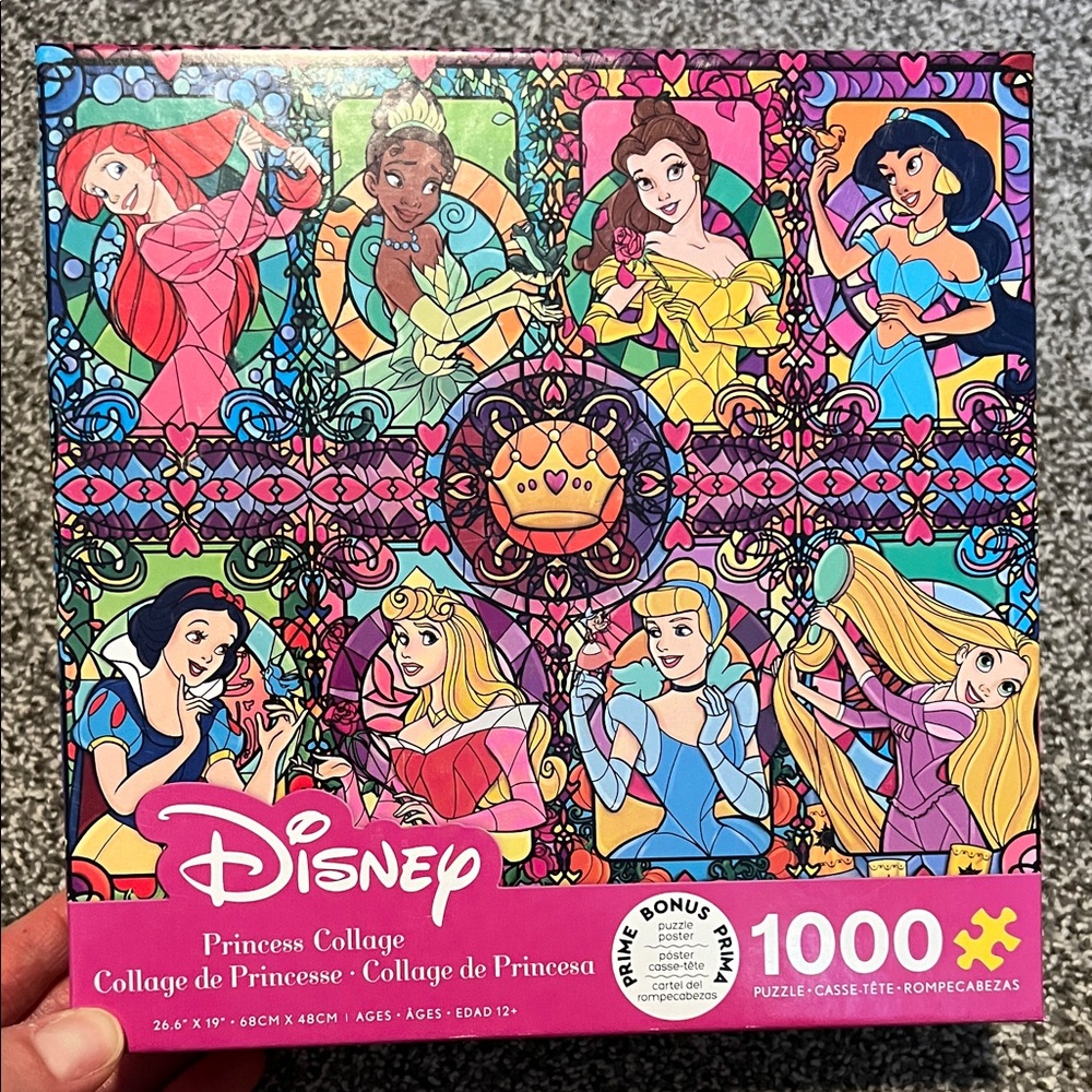 BNWT Disney Princess Colorful 1000-Piece Princess Collage Puzzle w/bonus poster!
